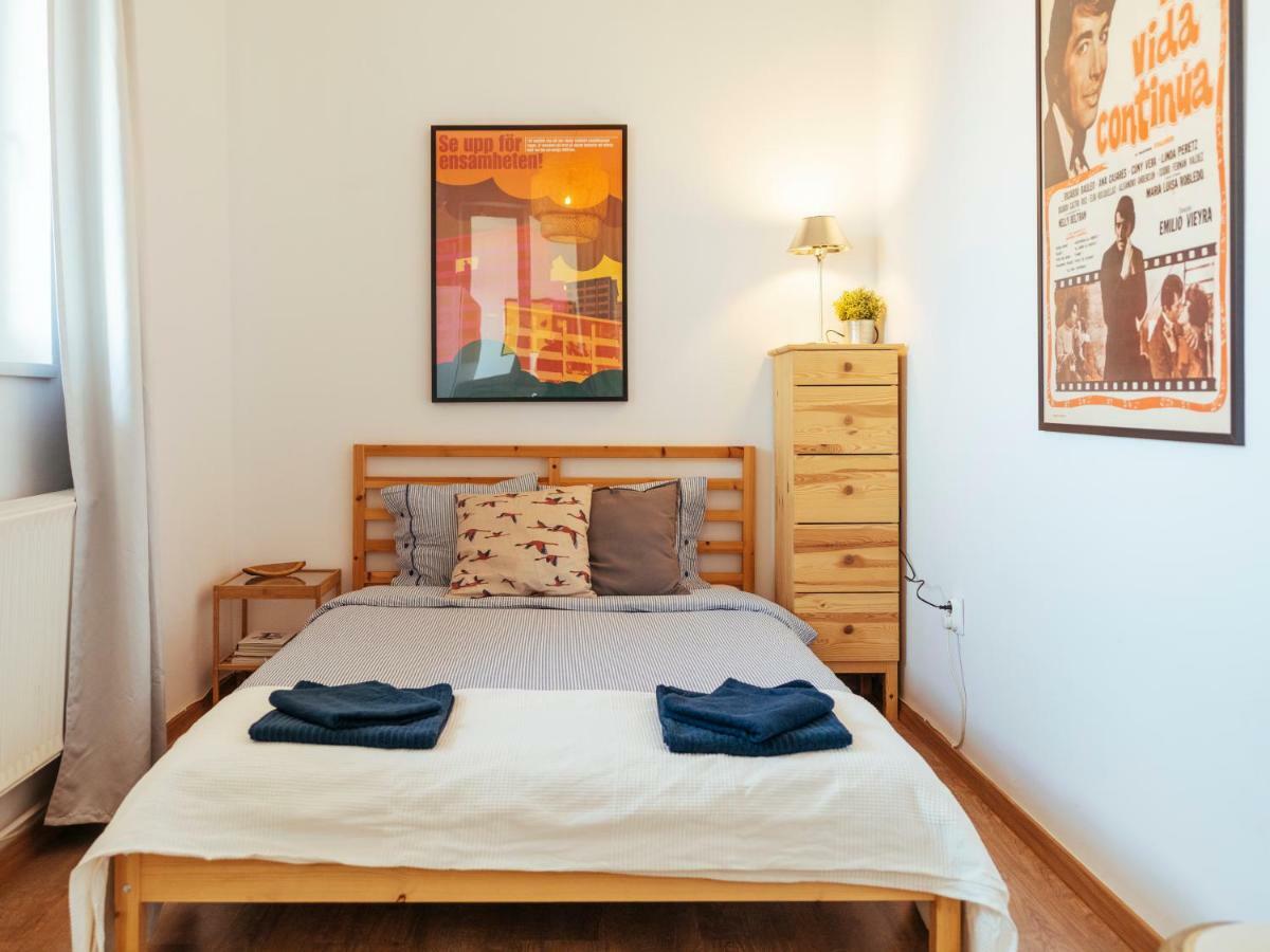 Parkview Apartment - Spectacular View & 2 Bedrooms Bukarest Exteriör bild