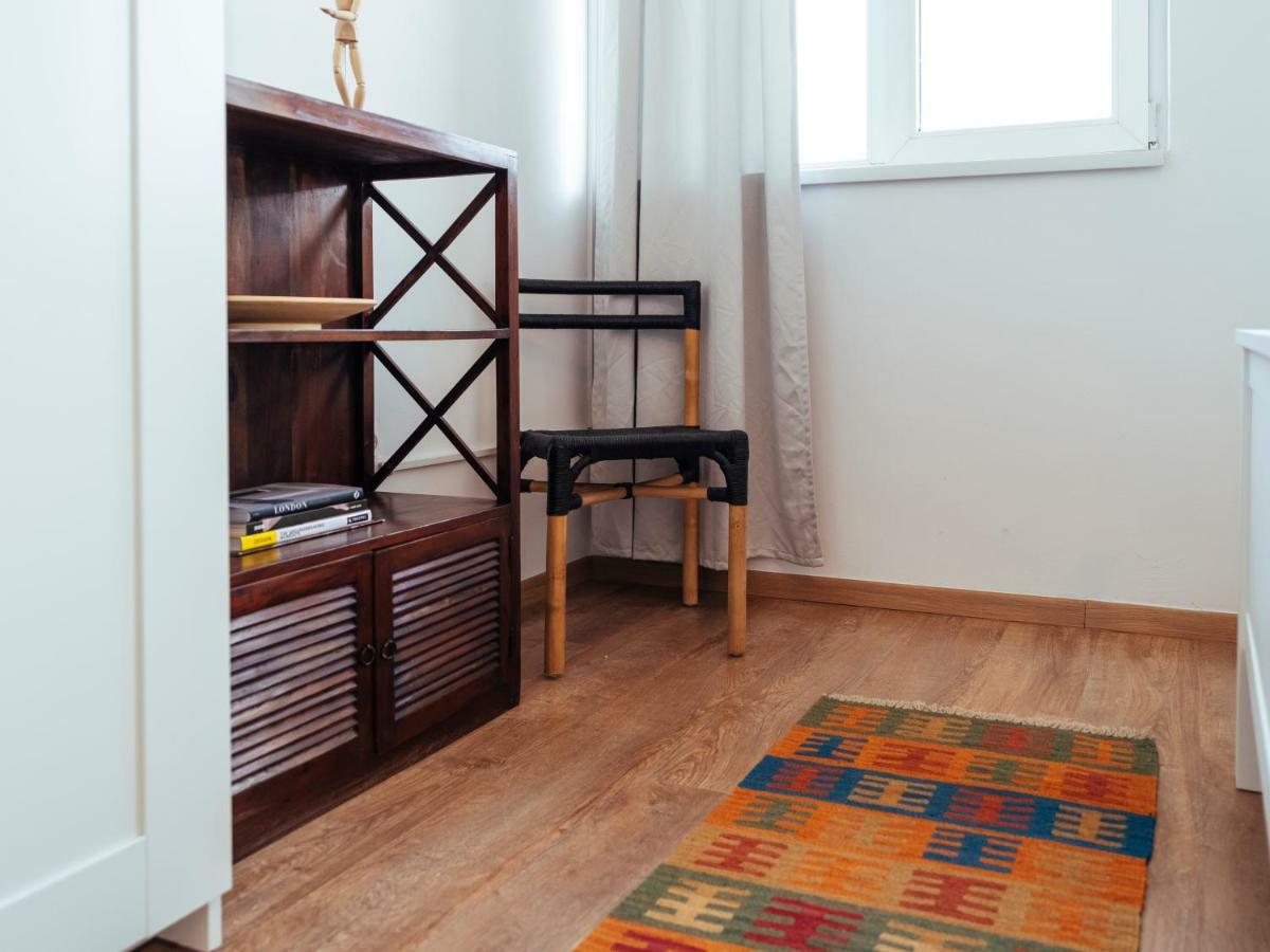 Parkview Apartment - Spectacular View & 2 Bedrooms Bukarest Exteriör bild